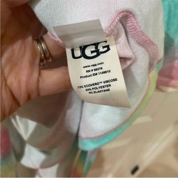 NWT Ugg multicolored robe with belt size small - Picture 7 of 9